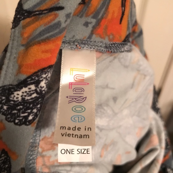 Hummingbird leggings! Super soft! - Picture 4 of 4